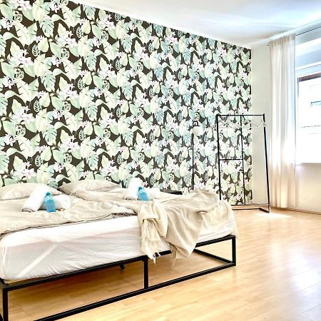 Central Comfy Apartment - Self Check-In Graz Exteriör bild