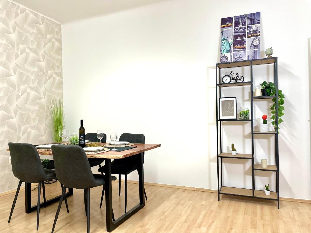 Central Comfy Apartment - Self Check-In Graz Exteriör bild